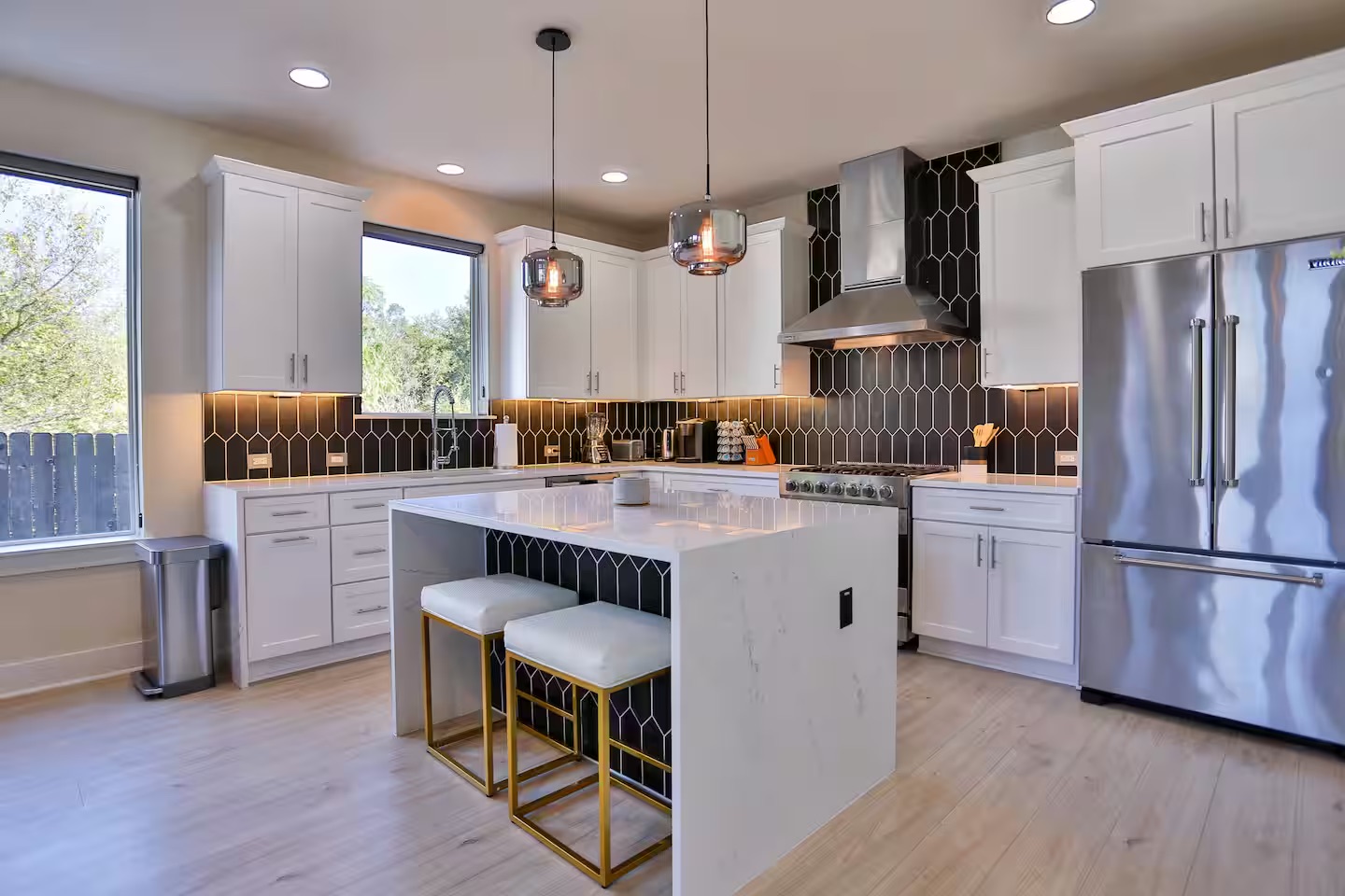 2203 Thornton Road, Unit A Austin, TX 78704 - Photo 7 of 22 Freshly remodeled kitchen