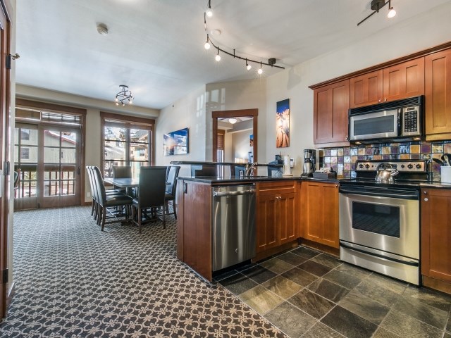 1850 Village South Road, Unit 4302 Olympic Valley, CA 96146 - Photo 7 of 19