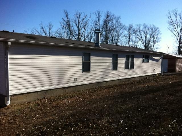 465 Tummins Road McEwen, TN 37101 - Photo 2 of 9 Rear View