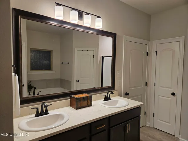 $2,000 | 14334 Southern Oak Avenue, Gulfport, MS 39503