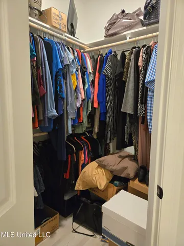 $2,000 | 14334 Southern Oak Avenue, Gulfport, MS 39503