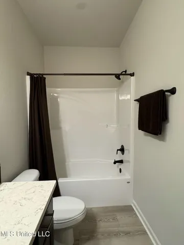 $2,000 | 14334 Southern Oak Avenue, Gulfport, MS 39503