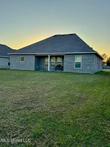 $2,000 | 14334 Southern Oak Avenue, Gulfport, MS 39503