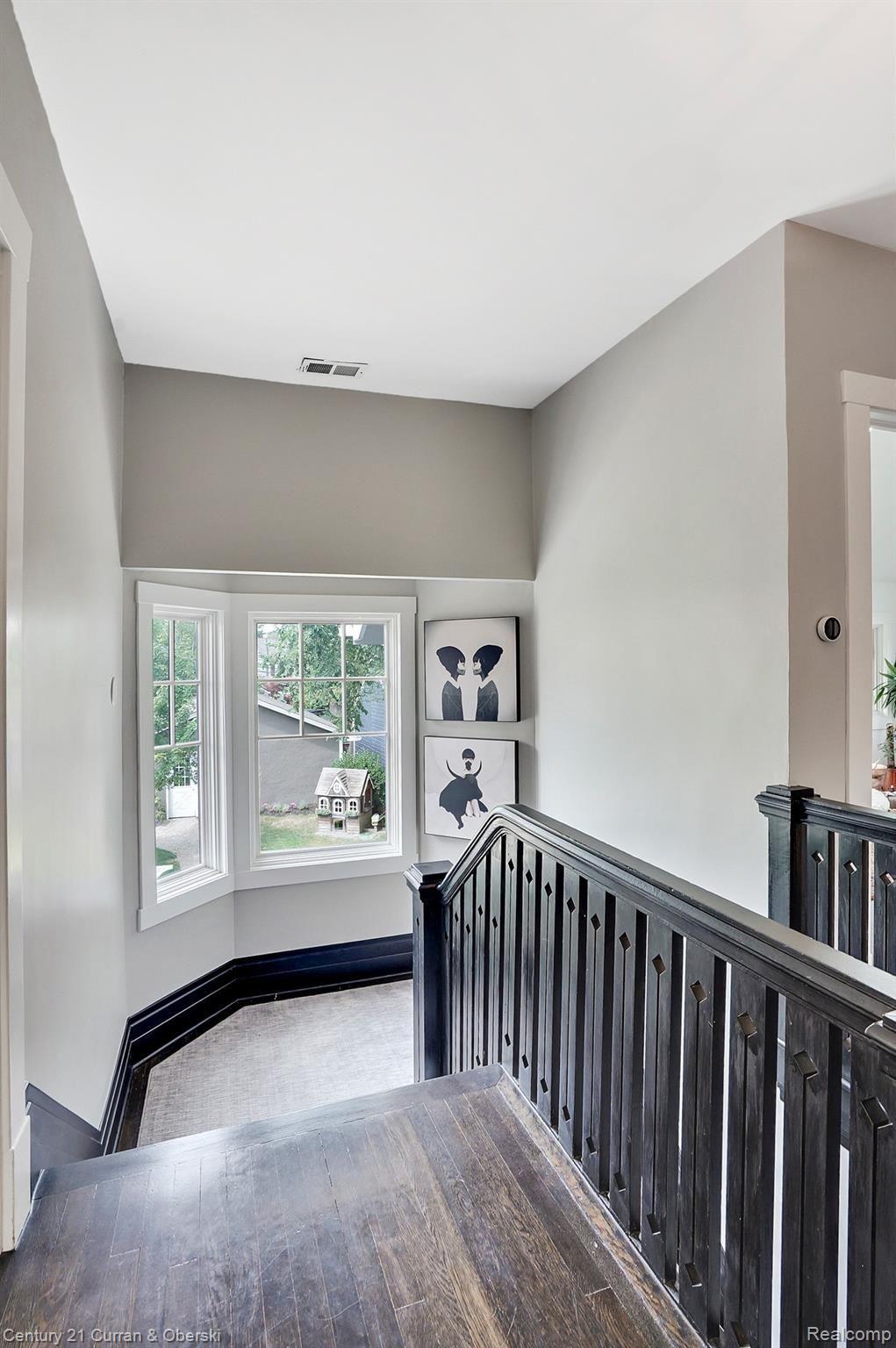 243 Ravine Road Birmingham, MI 48009 - Photo 23 of 40 dsc04123-dsc04125.jpg