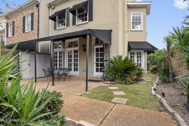 $895,000 | 133 Reynoir Street, Unit 1, Biloxi, MS 39530