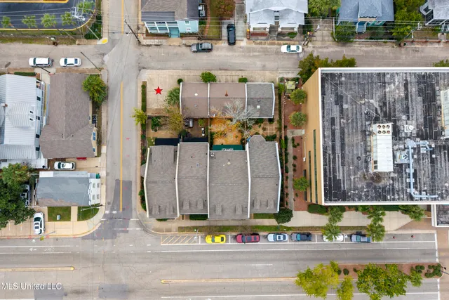 $895,000 | 133 Reynoir Street, Unit 1, Biloxi, MS 39530