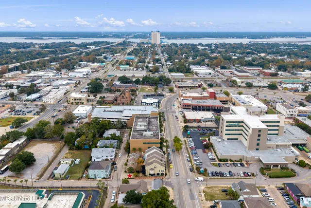 $895,000 | 133 Reynoir Street, Unit 1, Biloxi, MS 39530