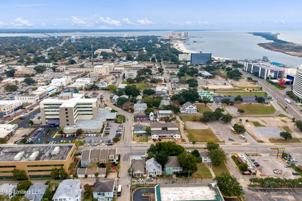 $895,000 | 133 Reynoir Street, Unit 1, Biloxi, MS 39530