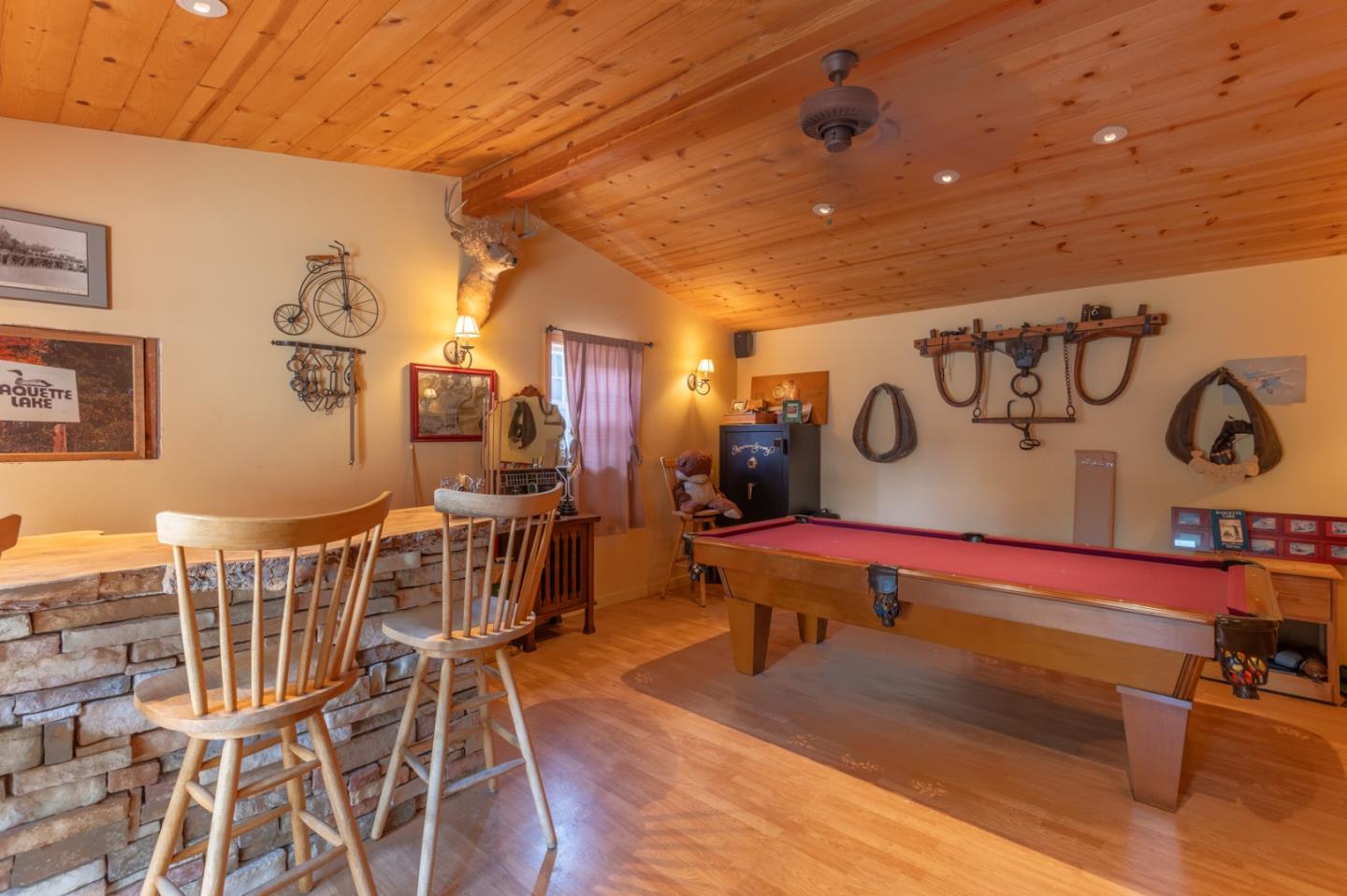 2 Merrill Way Carmel Valley, CA 93924 - Photo 37 of 43 a dining room with furniture and wooden floor