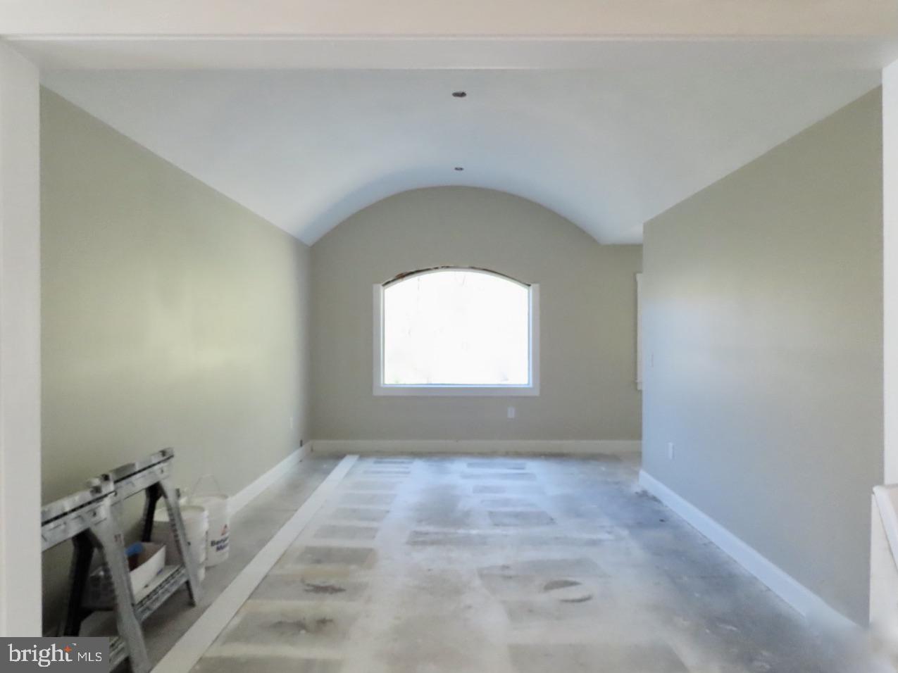 172 Keyser Run Road Washington, VA 22747 - Photo 11 of 36 18' X 11' Family Room
