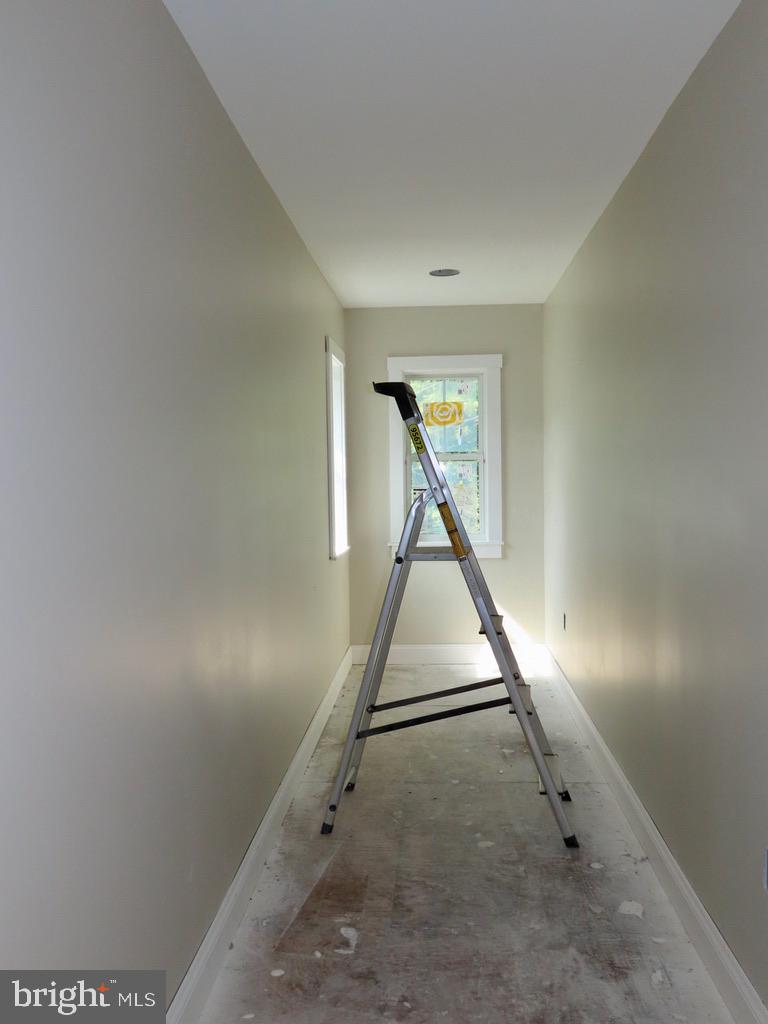 172 Keyser Run Road Washington, VA 22747 - Photo 12 of 36 18' X 4.5' closet