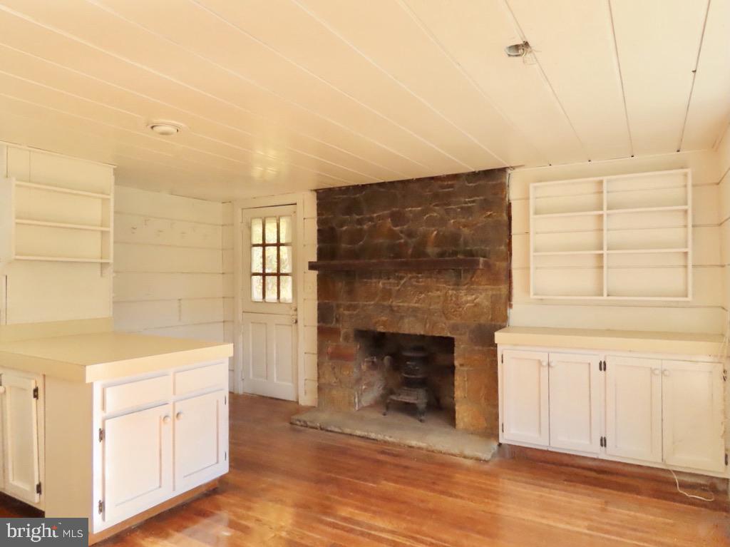 172 Keyser Run Road Washington, VA 22747 - Photo 15 of 36 Fireplace in the Kitchen