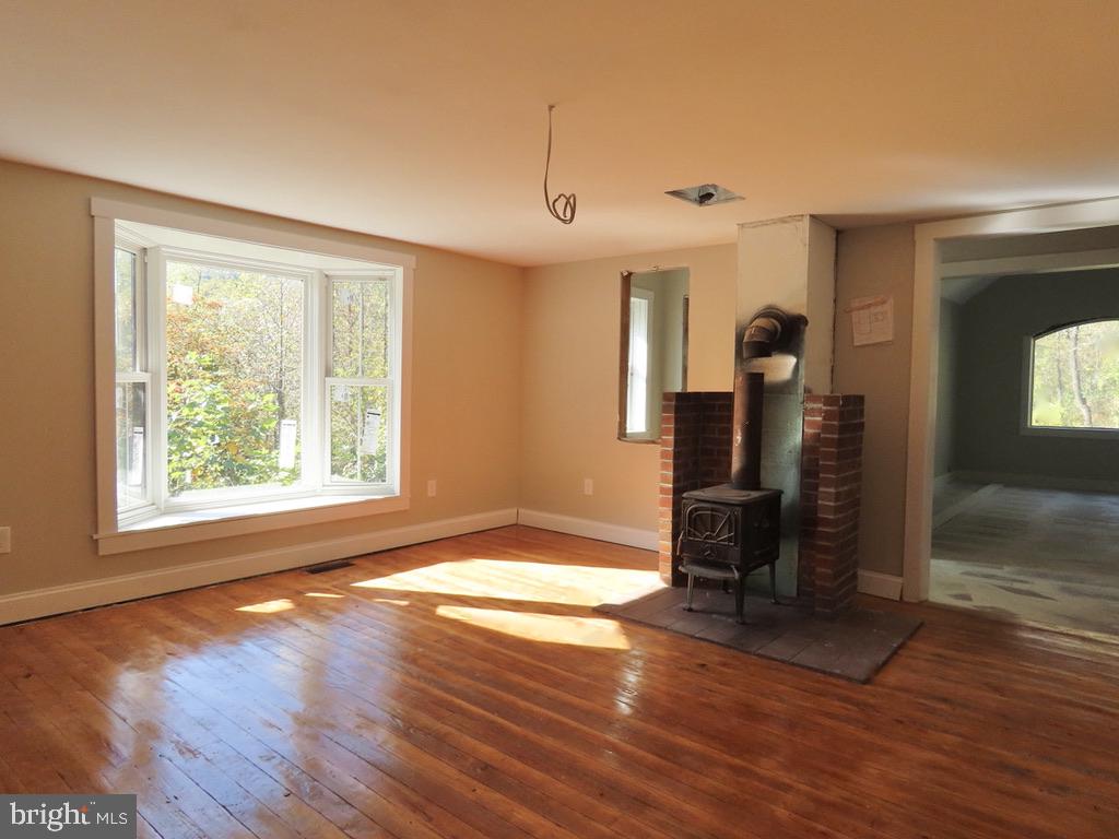 172 Keyser Run Road Washington, VA 22747 - Photo 9 of 36 Bay window in the Living Room