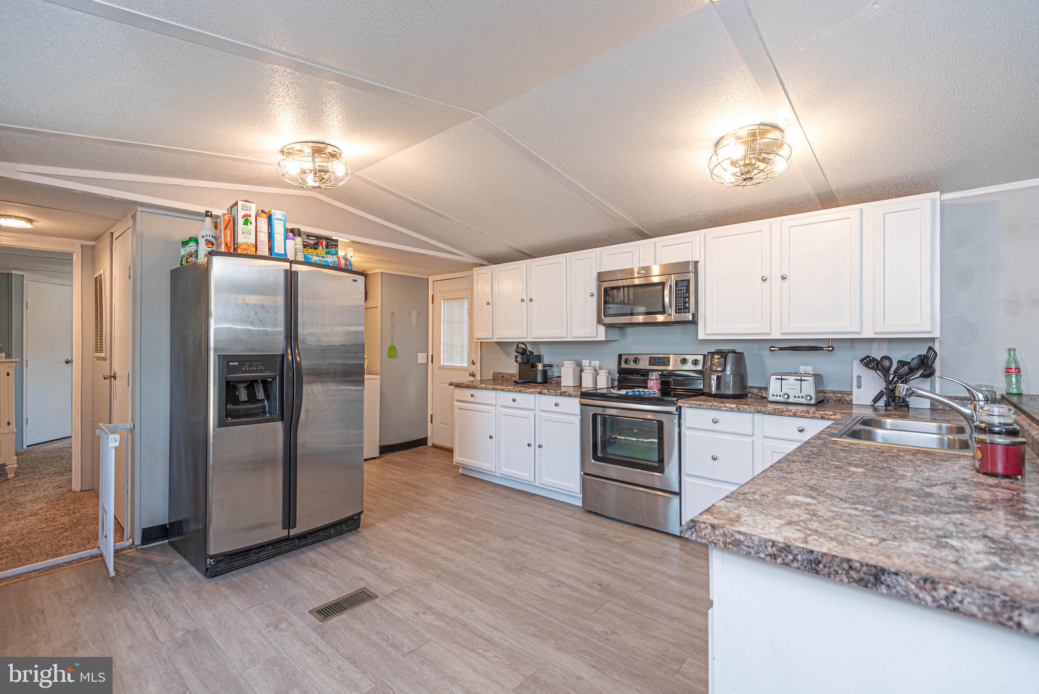 31582 Janice Road, Unit 54584 Lewes, DE 19958 - Photo 11 of 28 Kitchen