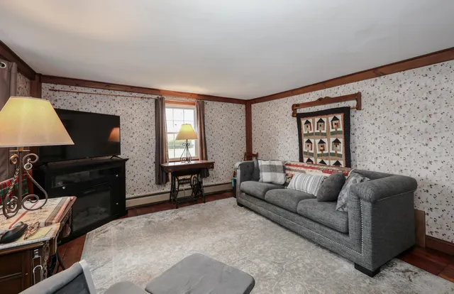 $469,000 | 259 Pembroke Street, Pembroke, NH 03275