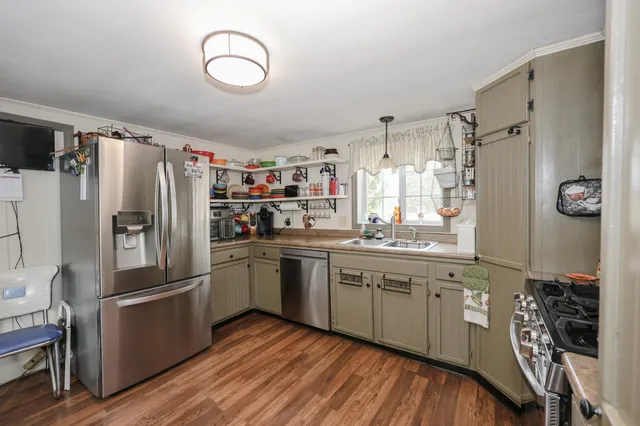 $469,000 | 259 Pembroke Street, Pembroke, NH 03275