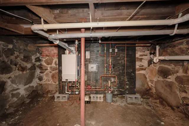 $469,000 | 259 Pembroke Street, Pembroke, NH 03275