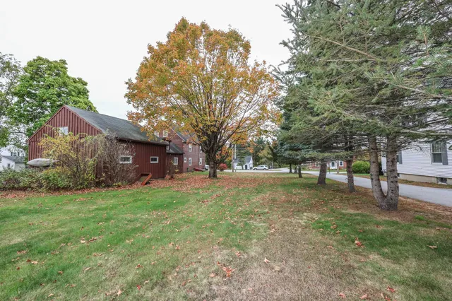 $469,000 | 259 Pembroke Street, Pembroke, NH 03275