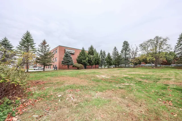 $469,000 | 259 Pembroke Street, Pembroke, NH 03275