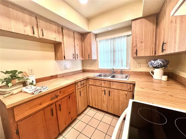 $1,700 | 5 Jamaica Street, Homosassa, FL 34446