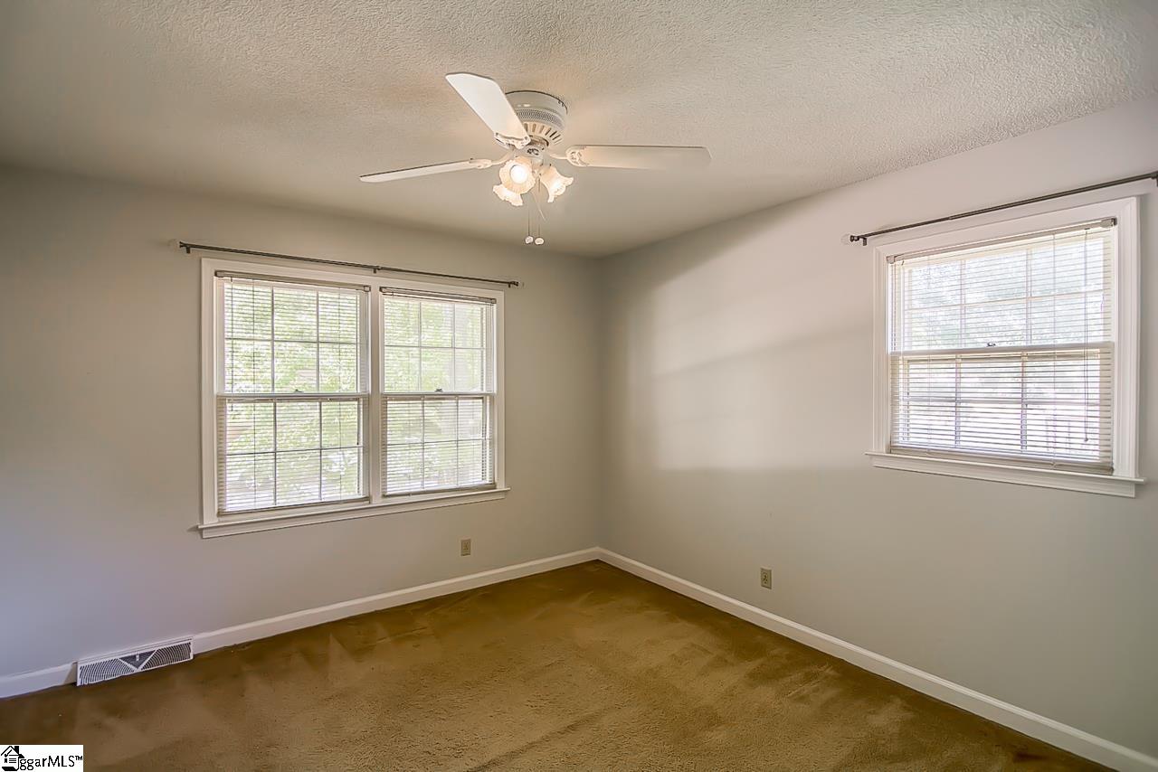 107 Brookbend Road Mauldin, SC 29662 - Photo 18 of 33 Gallery Image 18
