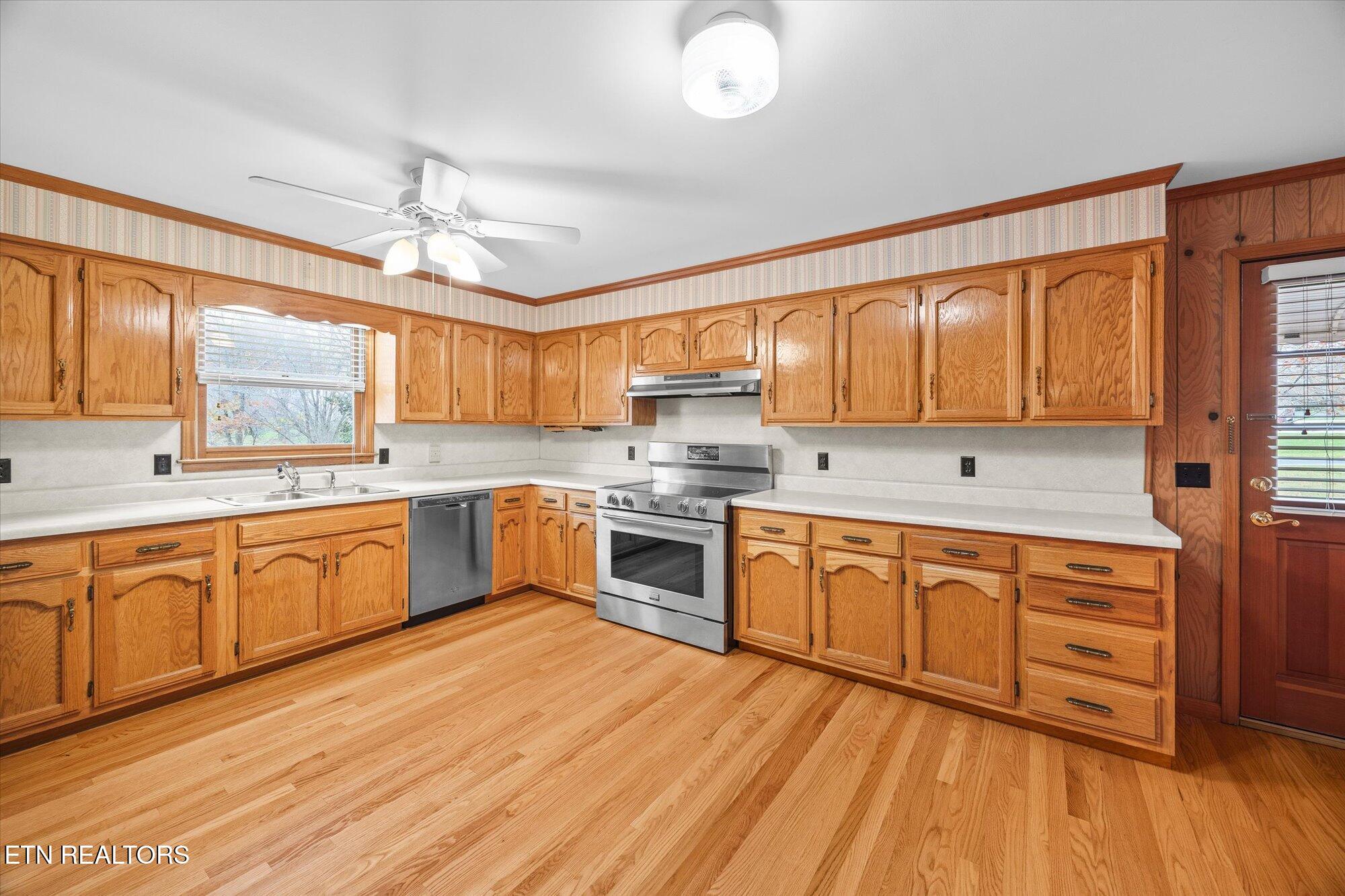 600 North Pickard Avenue Cookeville, TN 38501 - Photo 30 of 32 16-600 N Pickard Ave, Cookeville _5867