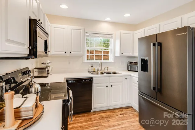 $395,000 | 299 West Swift Creek Road, Fletcher, NC 28732