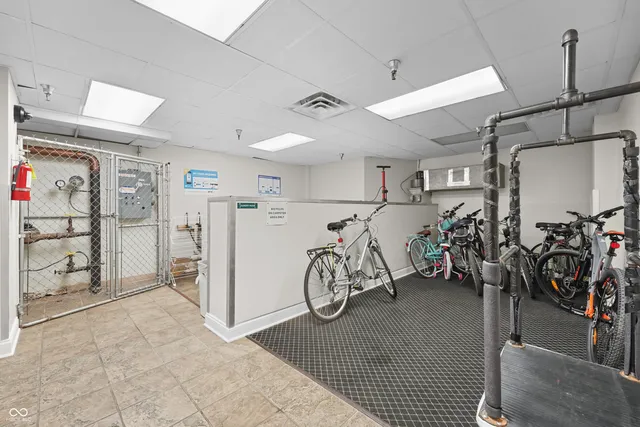 $122,900 | 230 9th Street, Unit 611, Indianapolis, IN 46204