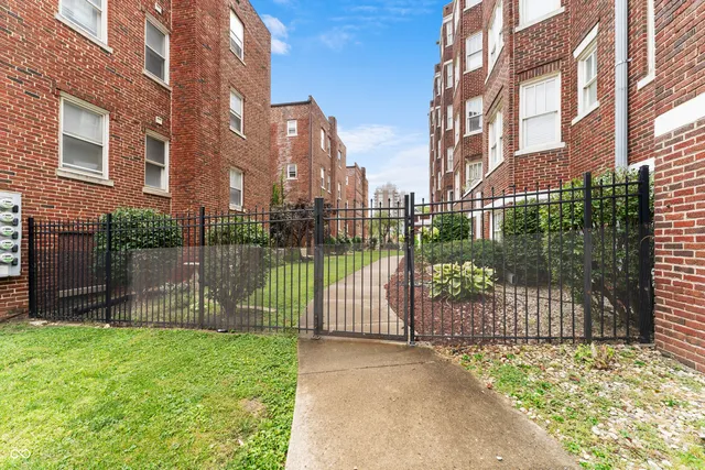 $122,900 | 230 9th Street, Unit 611, Indianapolis, IN 46204