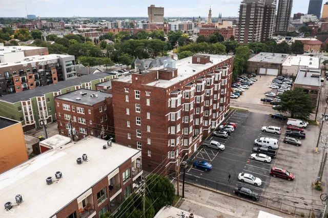 $122,900 | 230 9th Street, Unit 611, Indianapolis, IN 46204