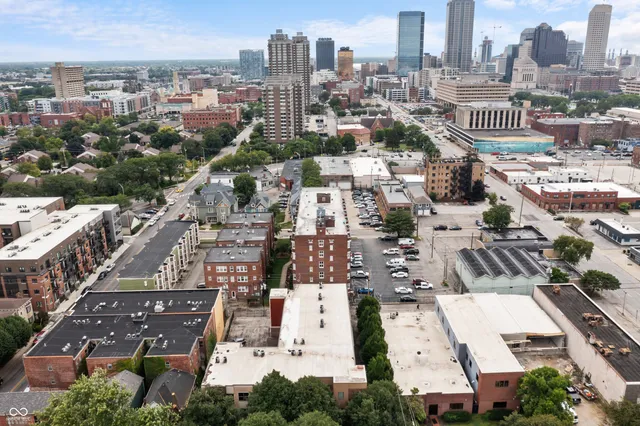 $122,900 | 230 9th Street, Unit 611, Indianapolis, IN 46204