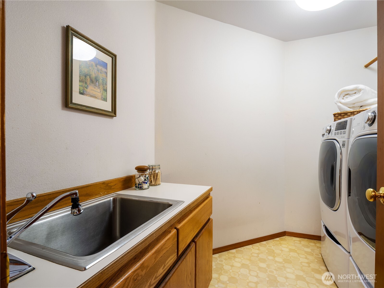 30714 19th Avenue South Federal Way, WA 98003 - Photo 15 of 37