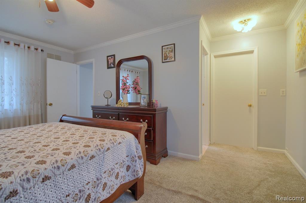 15739 Selwyn Road Southgate, MI 48195 - Photo 15 of 31 Gallery Image 15