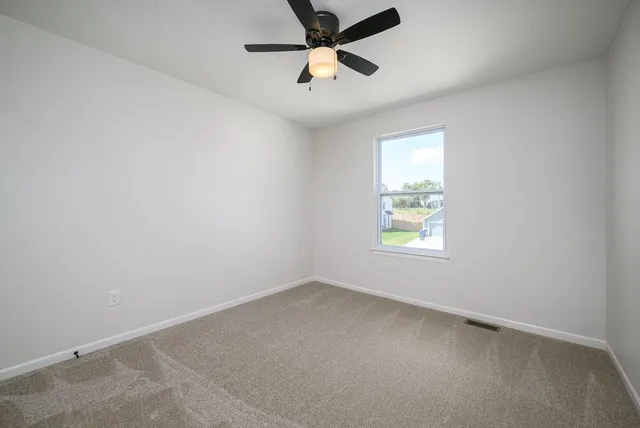 $319,950 | 1005 2nd Street, Perry, KS 66073