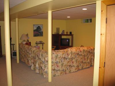 1172 Notch Road North Adams, MA 01247 - Photo 10 of 14 Family room