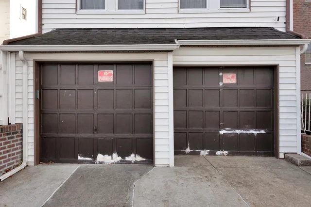 $948,000 | 65-02 80th Street | Middle Village