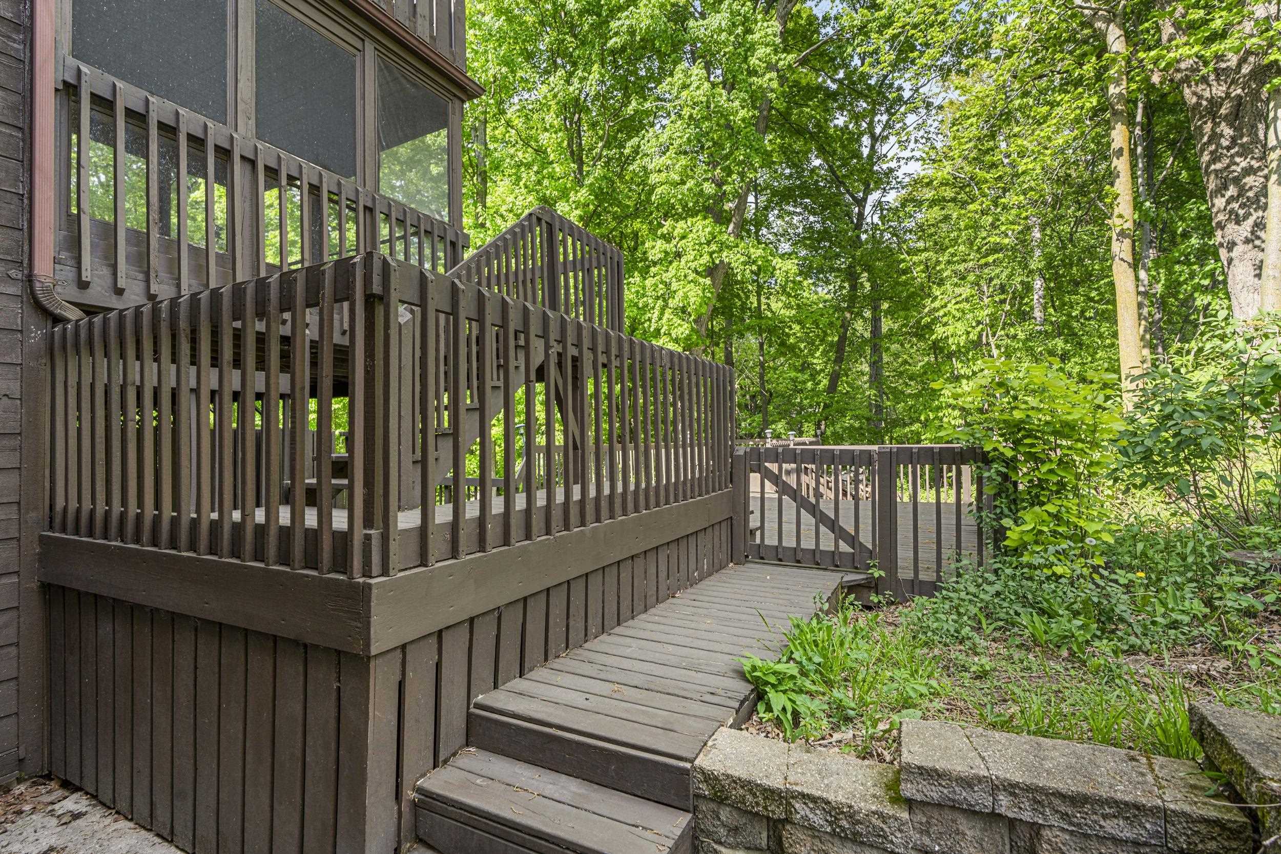 921 Divot Place Green Bay, WI 54313 - Photo 49 of 66
