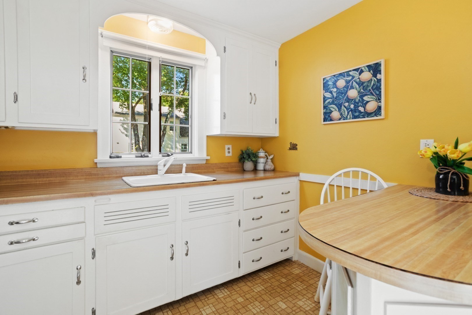 4 Stanton Road Stoneham, MA 02180 - Photo 14 of 42 Gallery Image 14