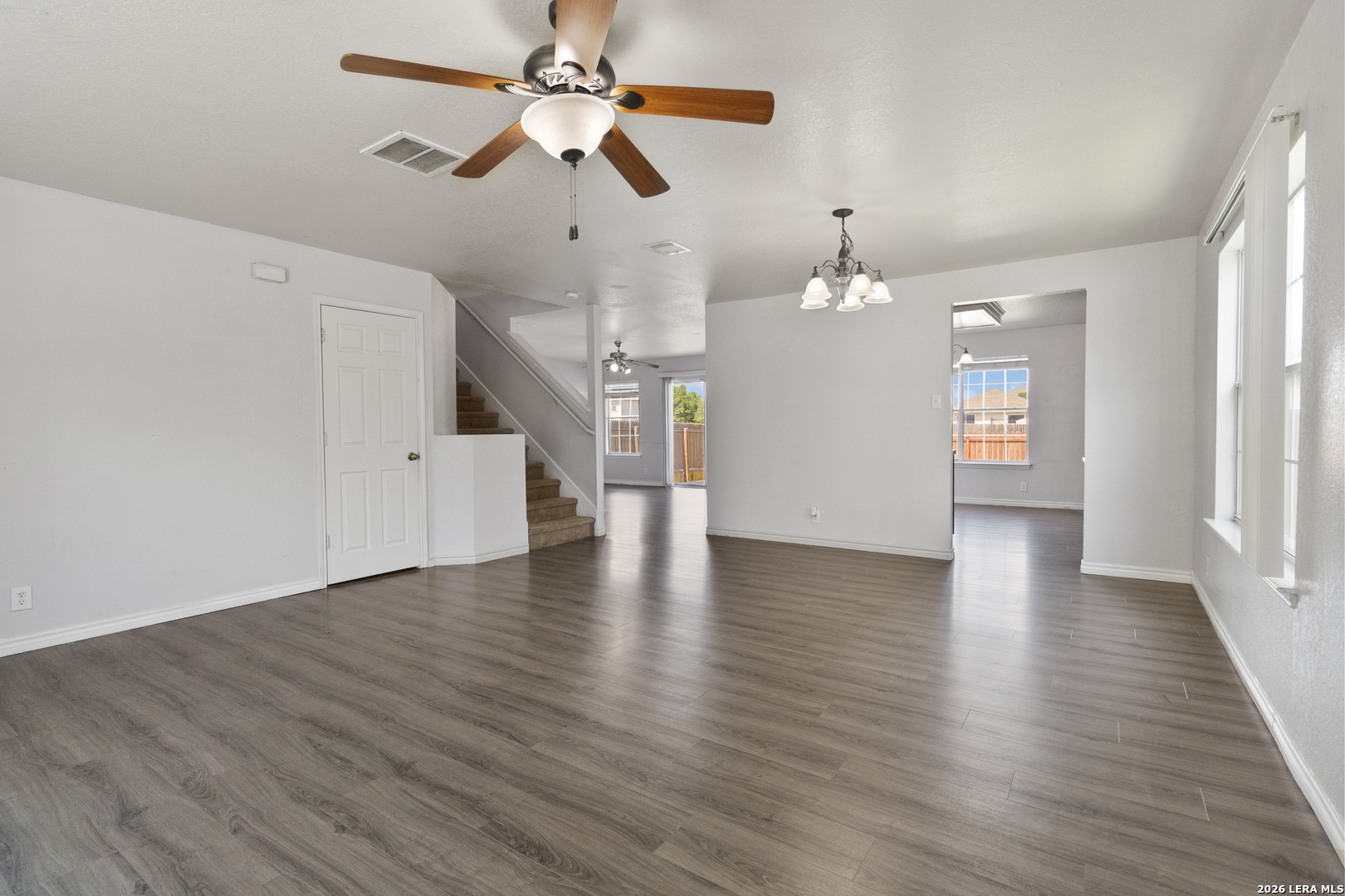 6930 Pecan Fall Converse, TX 78109 - Photo 5 of 26