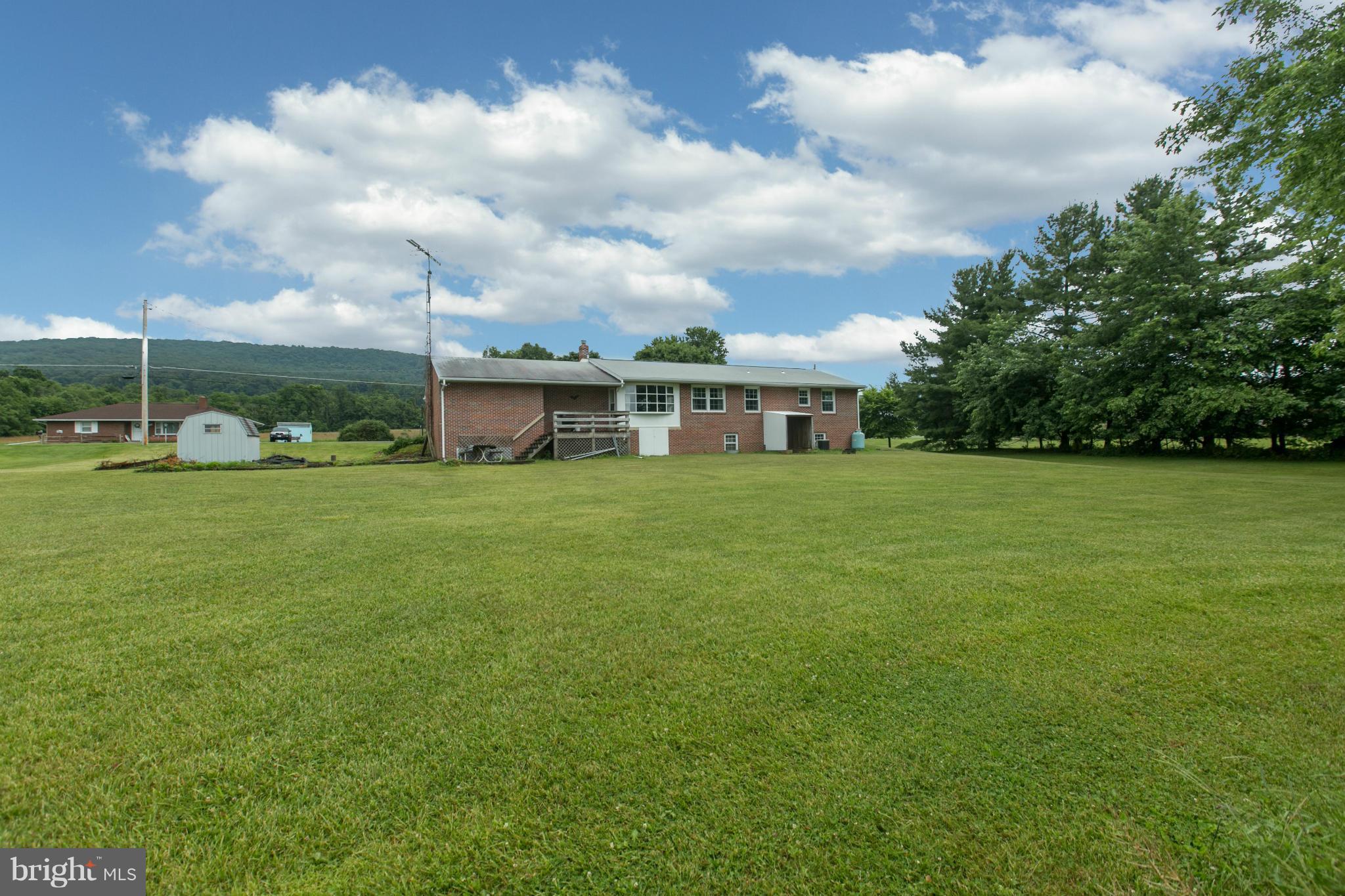 13126 Edgemont Road Smithsburg, MD 21783 - Photo 27 of 30 Exterior (Rear)