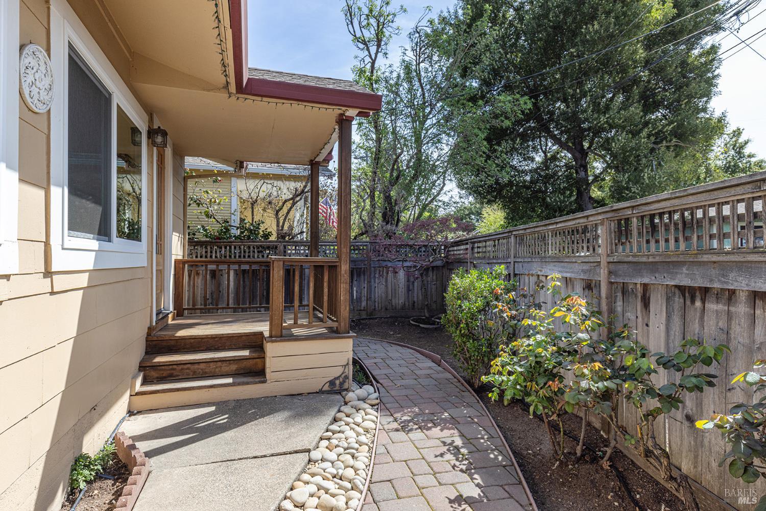 18090 Las Lomas Road Sonoma, CA 95476 - Photo 31 of 37 a view of a chair and table in the patio