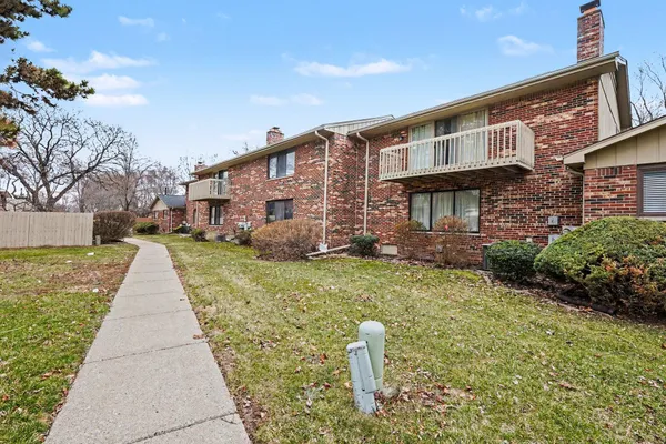 $225,000 | 42565 Eldon Avenue, Unit 56, Clinton Township, MI 48038