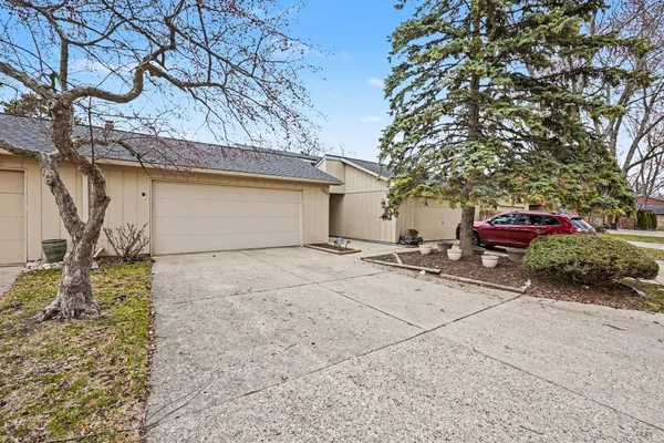 $225,000 | 42565 Eldon Avenue, Unit 56, Clinton Township, MI 48038