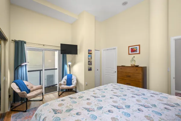 $7,300 | 531 Front Street, San Diego, CA 92101