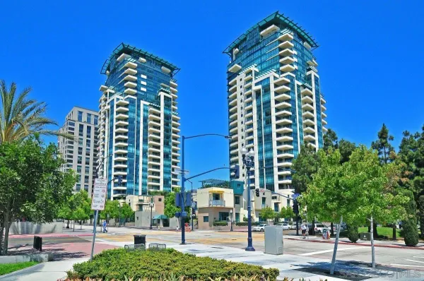 $7,300 | 531 Front Street, San Diego, CA 92101