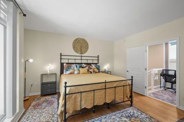 $7,300 | 531 Front Street, San Diego, CA 92101