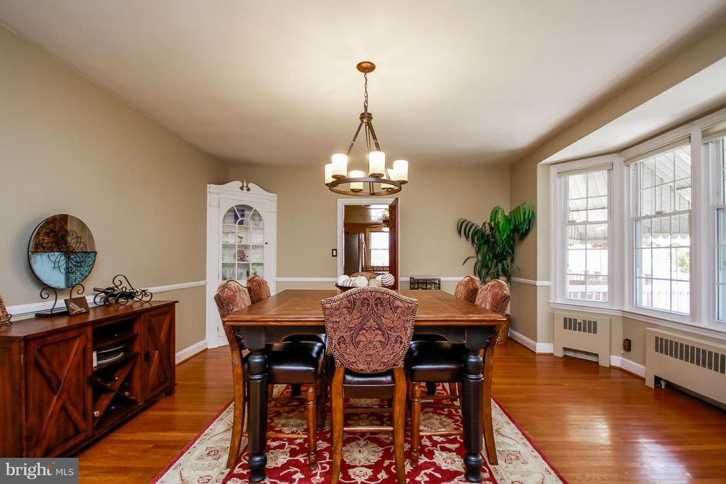 7501 York Road Baltimore, MD 21204 - Photo 3 of 30 Dining Room with Built-In Corner Cabinets