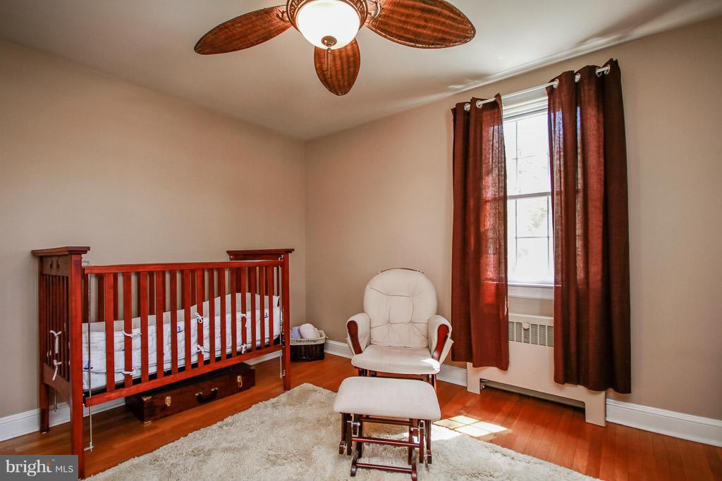 7501 York Road Baltimore, MD 21204 - Photo 21 of 30 Bedroom #4