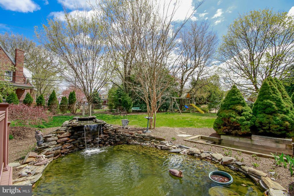 7501 York Road Baltimore, MD 21204 - Photo 29 of 30 Coy Pond