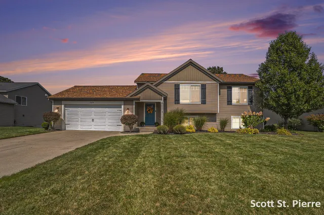 $425,000 | 5279 Windfield Drive, Allendale, MI 49401